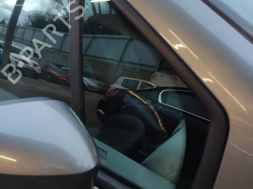 front-right-quarter-glass-renault-modus-grand-modus-fjp0_-2004-35912362 main image