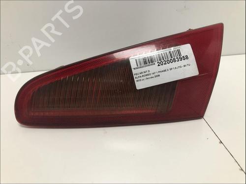 Used Right tailgate light Right tailgate light ALFA ROMEO 147 (937_) 1.9 JTDM 8V (937.AXD1A, 937.AXU1A, 937.BXU1A) (120 hp) 33589633 33589633