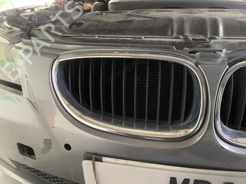 Used Grille Grille BMW 5 (E60) 520 d (150 hp) 33653223 33653223