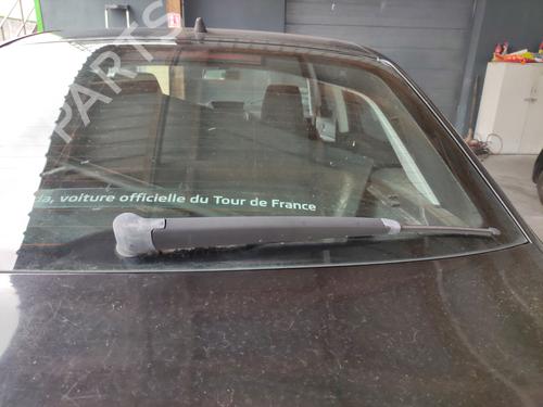 Used Rear wiper motor Rear wiper motor SKODA OCTAVIA II (1Z3) 1.6 TDI (105 hp) 35910815 35910815