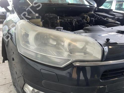 Used Right headlight Right headlight CITROËN C5 III (RD_) 2.0 HDi 140 (RDRHF8, RDRHFA, RDRHA8, RDRHAJ) (140 hp) 33600772 33600772