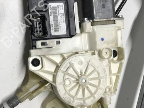 Used Front right window mechanism Front right window mechanism RENAULT LAGUNA III Grandtour (KT0/1) [2007-2015] 33585869 33585869