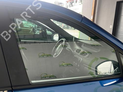 Used Front right door window Front right door window 36581520 36581520