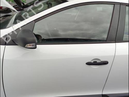 left-front-door-renault-megane-iii-hatchback-bz01_-b3_-2008-33590331 main image