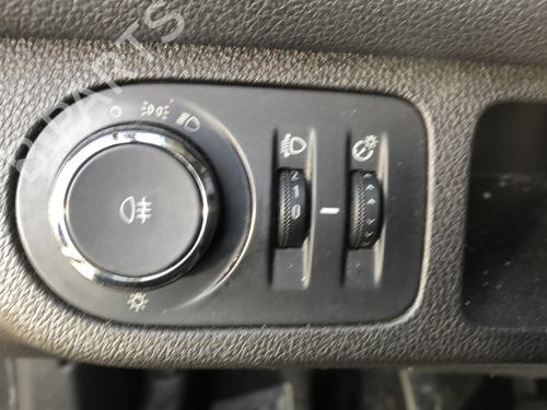 Forlygtekontakt Forlygtekontakt OPEL MERIVA B MPV (S10) 1.7 CDTI (75) (110 hp) 36581960 36581960