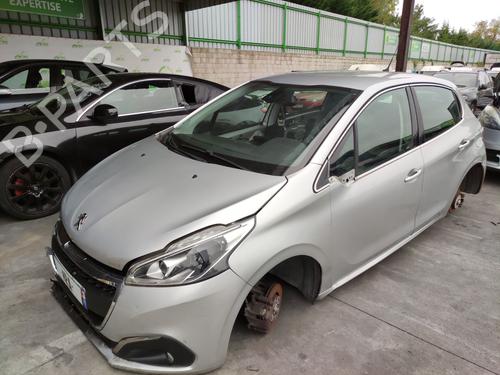 Used Rear axle Rear axle PEUGEOT 208 I (CA_, CC_) 1.6 HDi (92 hp) 33594028 33594028