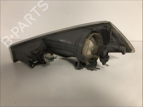 Used Right front fog light Right front fog light CITROËN C5 III (RD_) 1.6 HDi 115 (RD9HRA, RD9HLA, RD9HL0) (114 hp) 33581482 33581482