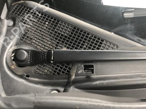 Used Front wiper motor Front wiper motor RENAULT SCÉNIC III (JZ0/1_) 1.6 dCi (JZ00, JZ12) (130 hp) 33739368 33739368