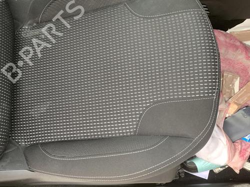 Used Right front seat Right front seat PEUGEOT 208 I (CA_, CC_) 1.2 THP 110 (110 hp) 33990618 33990618