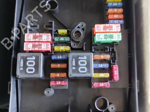 Used Fuse box Fuse box VW SCIROCCO III (137, 138) 2.0 TFSI (200 hp) 33591727 33591727