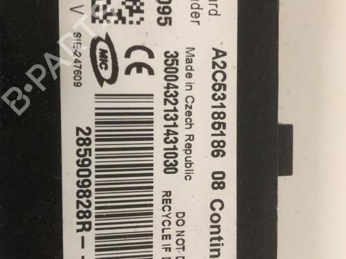 card-reader-renault-megane-iii-hatchback-bz01_-b3_-2008-33600062 main image