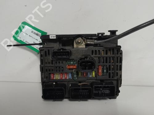 Used Fuse box Fuse box CITROËN C4 I (LC_) [2004-2014] 35940001 35940001