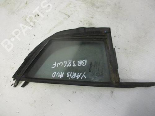 Højre foran trekantet rude Højre foran trekantet rude TOYOTA YARIS (_P9_) 1.4 D-4D (NLP90_, NLP90R) (90 hp) 33572083 33572083