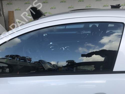 Dør rude ventre foran Dør rude ventre foran OPEL CORSA D (S07) [2006-2015] 33680818 33680818