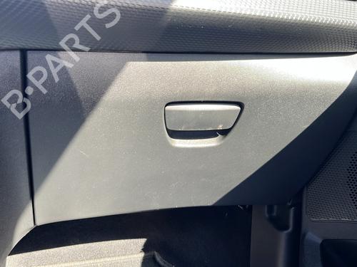 Used Glove box Glove box PEUGEOT 208 I (CA_, CC_) 1.2 THP 110 (110 hp) 33653308 33653308