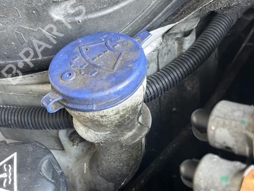 Used Windscreen washer tank Windscreen washer tank 36580959 36580959