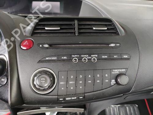 Used Radio Radio HONDA CIVIC VIII Hatchback (FN, FK) 2.2 CTDi (FK3) (140 hp) 33597469 33597469