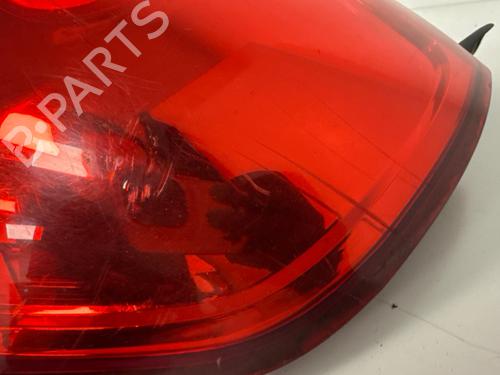 right-taillight-renault-clio-iii-br01-cr01-2005-2006-2007-2008-2009-2010-2011-2012-2013-2014-37255131 main image