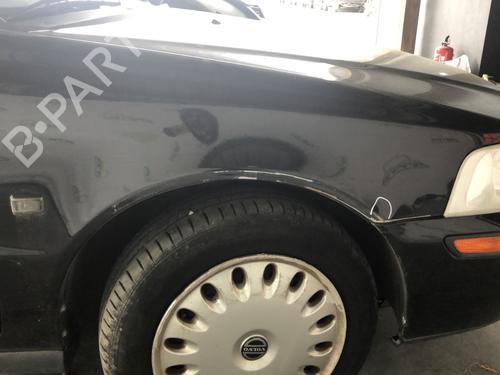 Used Right front fenders Right front fenders VOLVO S40 I (644) 1.8 (116 hp) 35913719 35913719