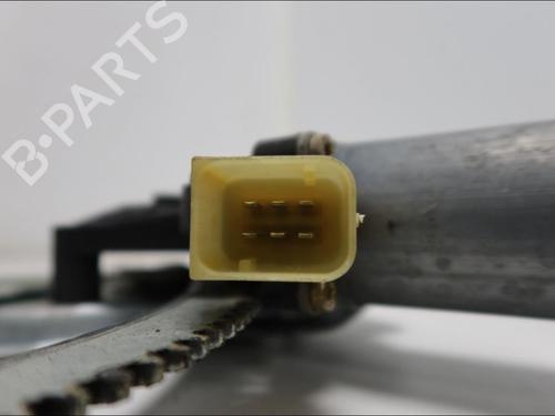 Used Front right window mechanism Front right window mechanism MERCEDES-BENZ CLK (C208) CLK 200 (208.335) (136 hp) 33577544 33577544