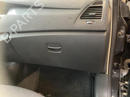 Used Glove box Glove box RENAULT LAGUNA III (BT0/1) 1.5 dCi (BT00, BT0A, BT0T, BT1J) (110 hp) 33748957 33748957