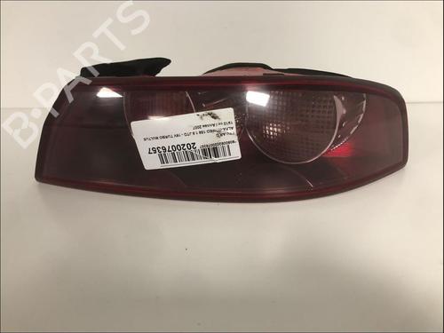 Used Right taillight Right taillight ALFA ROMEO 159 (939_) 1.9 JTDM 16V (939AXC1B, 939AXC12) (150 hp) 33582633 33582633