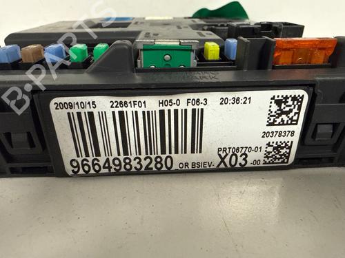 Used Fuse box Fuse box 38309323 38309323