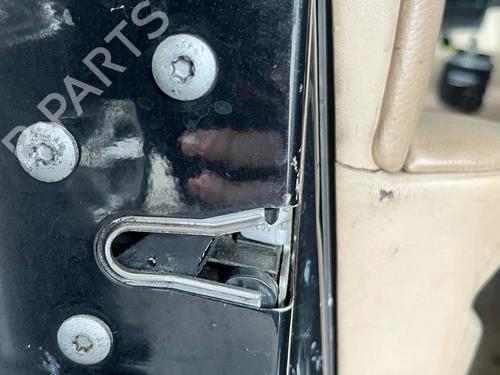 cerradura-puerta-delantera-izquierda-bmw-x5-e53-2000-2001-2002-2003-2004-2005-2006-34108330 main image