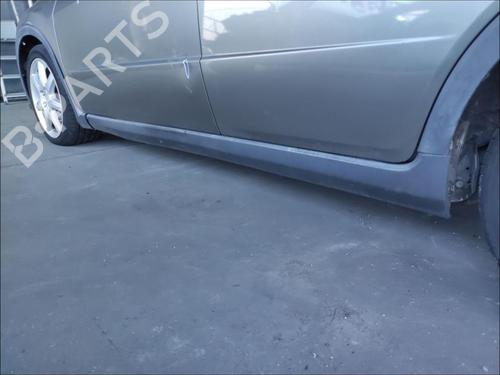Used Left sideskirt Left sideskirt HONDA CIVIC VIII Hatchback (FN, FK) 2.2 CTDi (FK3) (140 hp) 33587333 33587333