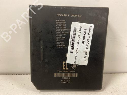 Fuse box RENAULT KADJAR (HA_, HL_) 1.2 TCe 130 (HLMR) | BP33593565E1 - Image 2