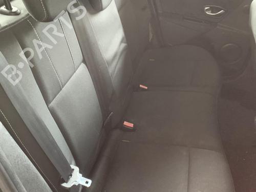 Sæde Bagtil Sæde Bagtil RENAULT MEGANE III Hatchback (BZ0/1_, B3_) 1.5 dCi (BZ09, BZ0D, BZ1W, BZ29, BZ14) (110 hp) 33680790 33680790