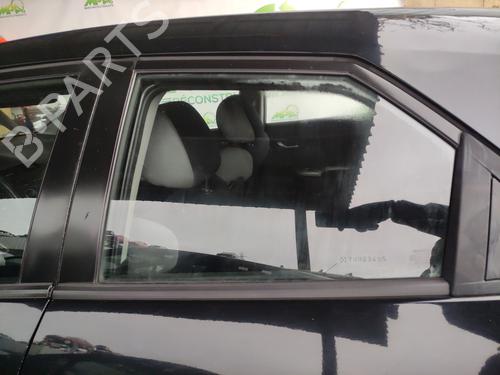 Dør rude ventre bagtil Dør rude ventre bagtil HONDA CIVIC VIII Hatchback (FN, FK) 2.2 CTDi (FK3) (140 hp) 35912578 35912578