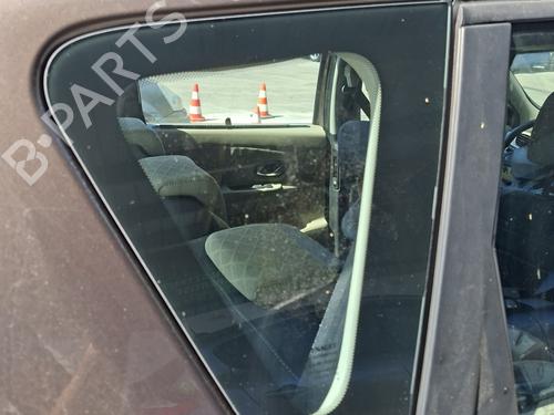rear-right-quarter-glass-renault-scenic-iii-jz01_-2008-2009-2010-2011-2012-2013-2014-2015-2016-37256172 main image