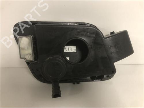 fuel-flap-peugeot-2008-i-cu_-2013-33581920 main image