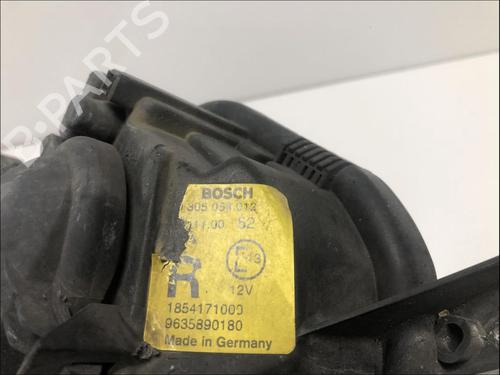 Used Right front fog light Right front fog light PEUGEOT 306 Hatchback (7A, 7C, N3, N5) [1993-2003] 34705456 34705456