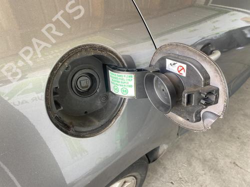 fuel-flap-renault-megane-iii-hatchback-bz01_-b3_-2008-36287504 main image