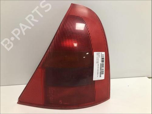 Used Right taillight Right taillight RENAULT CLIO I (B/C57_, 5/357_) [1990-1999] 33579075 33579075