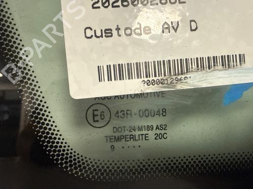 front-right-quarter-glass-ford-fiesta-vi-cb1-ccn-2008-38426715 main image