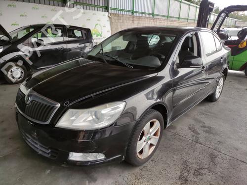 Used Engine control unit (ECU) Engine control unit (ECU) SKODA OCTAVIA II (1Z3) 1.6 TDI (105 hp) 33593086 33593086
