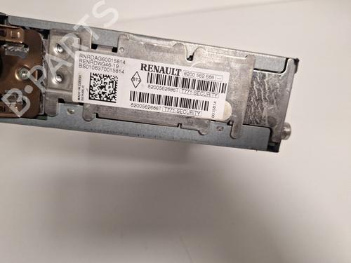 radio-renault-scenic-ii-jm01_-2003-2004-2005-2006-2007-2008-2009-2010-34204320 main image
