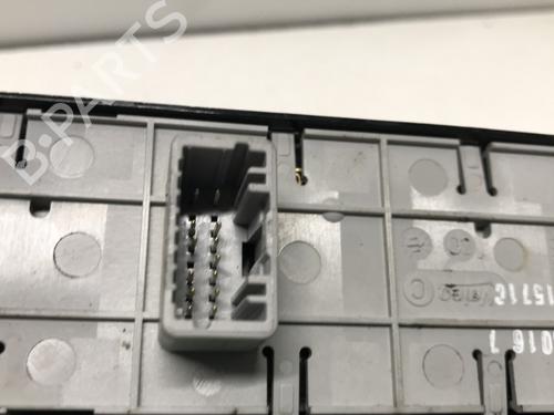 Used Left front window switch Left front window switch RENAULT SCÉNIC III (JZ0/1_) 1.5 dCi (110 hp) 33603901 33603901