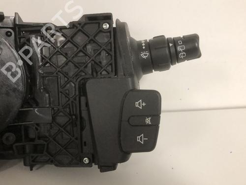 Used Steering column stalk Steering column stalk RENAULT SCÉNIC II (JM0/1_) [2003-2010] 33600235 33600235