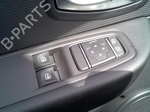 Interruttore Interruttore RENAULT CLIO IV (BH_) 1.5 dCi 75 (75 hp) 33572284 33572284