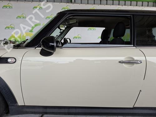 Used Left front door Left front door 37475071 37475071