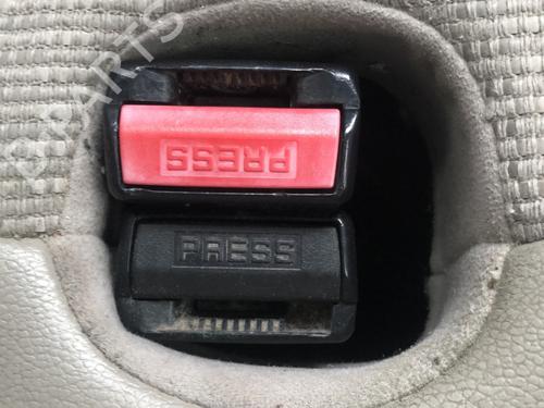 seat-buckle-citroen-c3-picasso-sh_-2008-36580810 main image