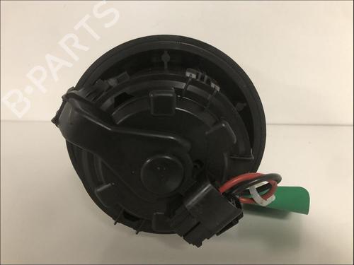 Used Heater blower motor Heater blower motor PEUGEOT 208 I (CA_, CC_) 1.0 VTi (68 hp) 33581493 33581493