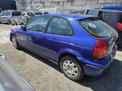 Brugte HONDA CIVIC VI Hatchback (EJ, EK)  1.5 i (EK3)  4894737