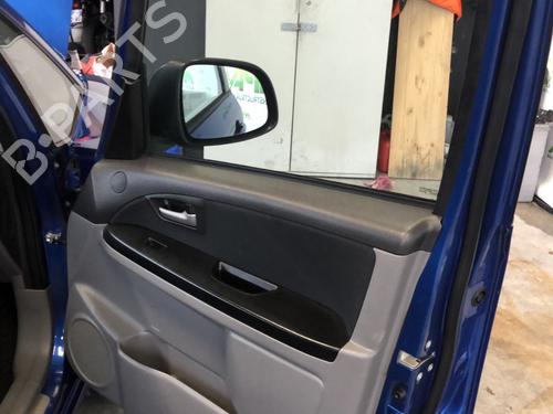 Used Front right window mechanism Front right window mechanism SUZUKI SX4 (EY, GY) 1.6 DDIS (RW416D) (90 hp) 35912926 35912926
