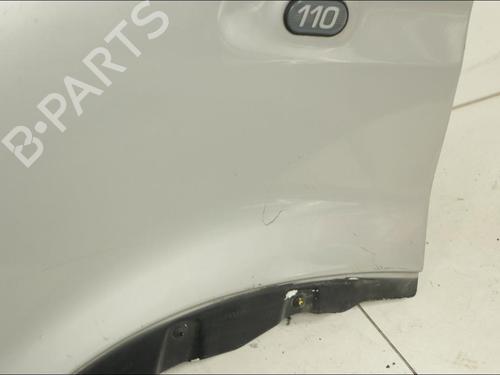 Used Left front fenders Left front fenders 37752440 37752440