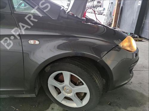 Used Right front fenders Right front fenders SEAT ALTEA (5P1) [2004-2015] 33582893 33582893